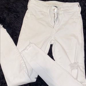American Eagle white jeans